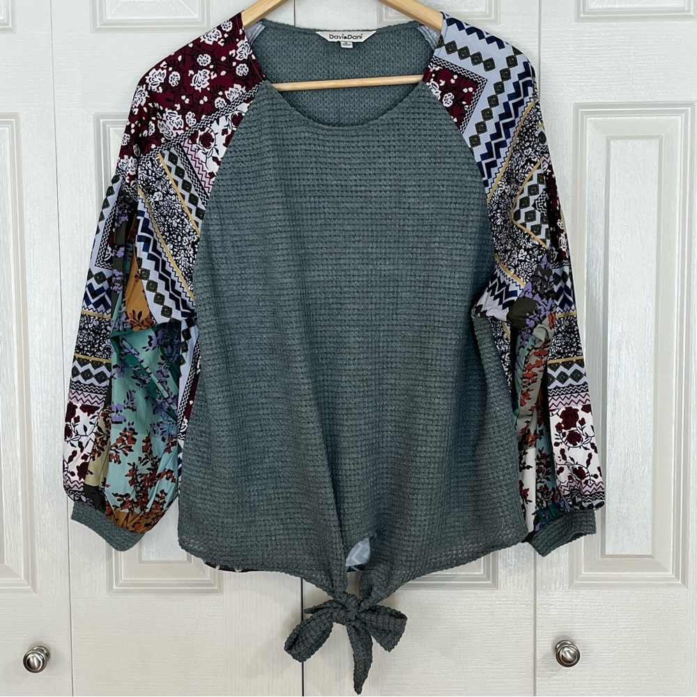 DAVI & DANI Oversized Waffle Knit Patchwork Puff Sleeve Blouse Tie Front Size M